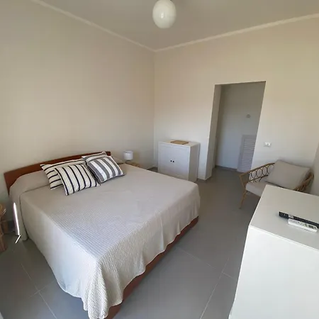 Magi - Ciclamino Apartman